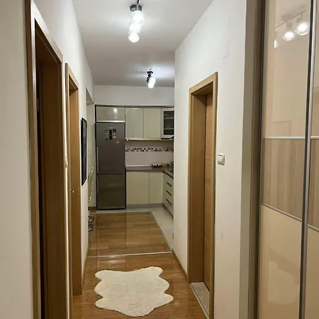Diamond Onyx Apartment